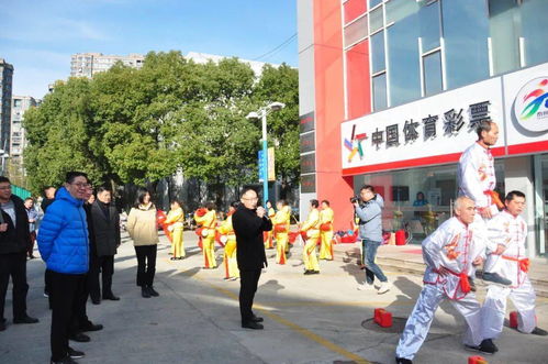 江蘇省構(gòu)建更高水平全民健身公共服務(wù)體系研討會在泰成功舉行
